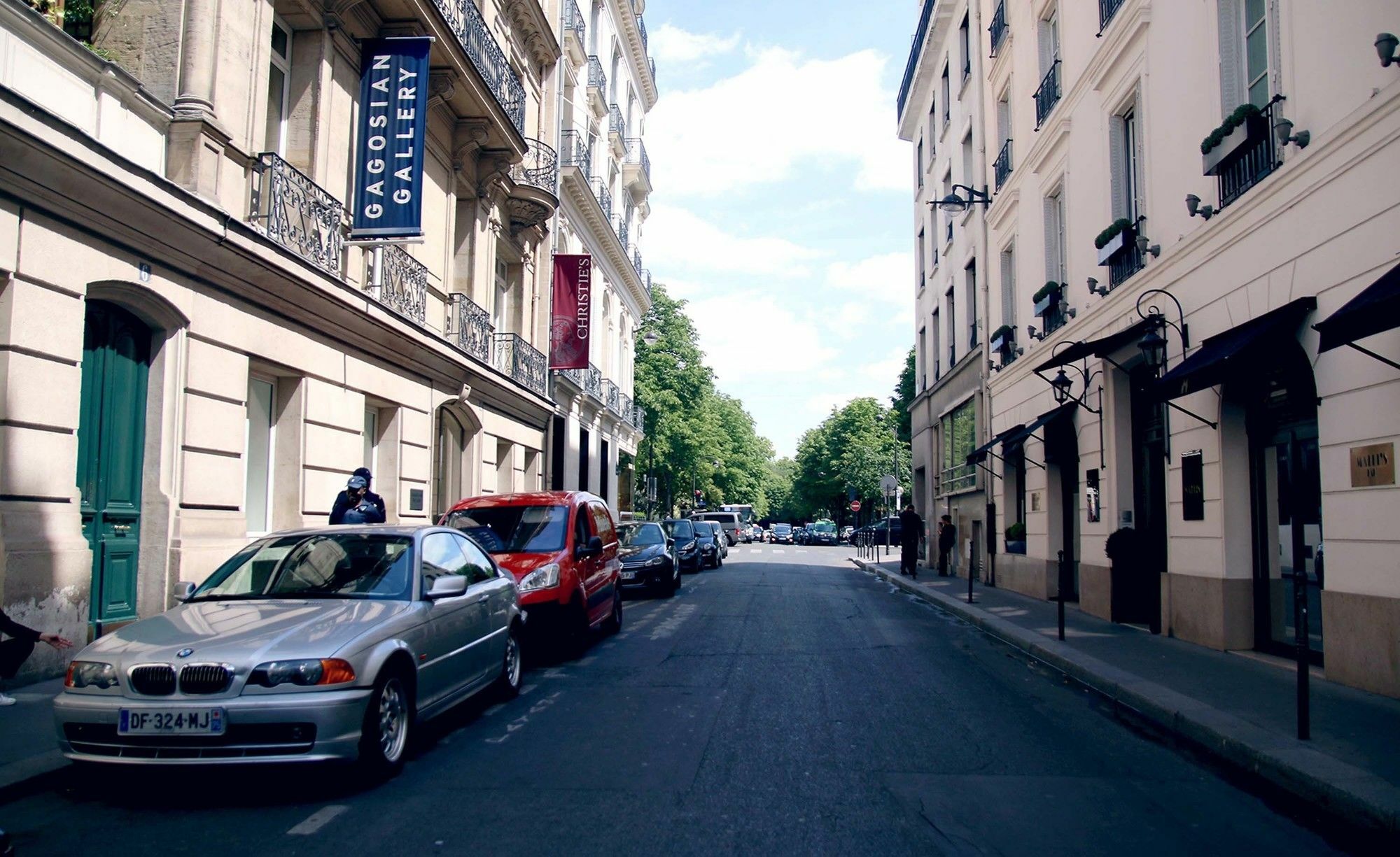 Rue De Ponthieu Central Furnished Apartment Paris Luaran gambar